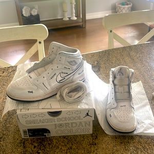 Boys Nike Air Jordan 1 Mid SS Dry Erase ‘Schematic’